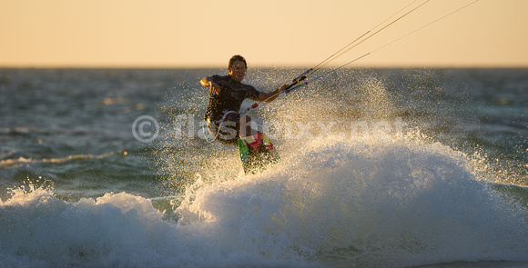 Kite Surfing-0401
